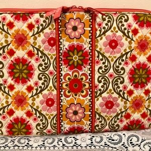 Vera Bradley Folkloric Pink Orange Floral Laptop Sleeve w Padded case